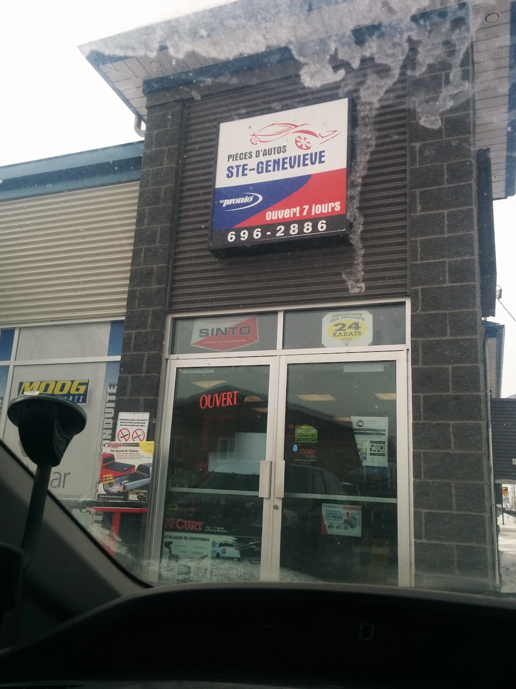Pièces DAutos Ste-Geneviève | 1137 Boul. Sainte-Geneviève, Chicoutimi, QC G7G 2G5, Canada | Phone: (418) 696-2886
