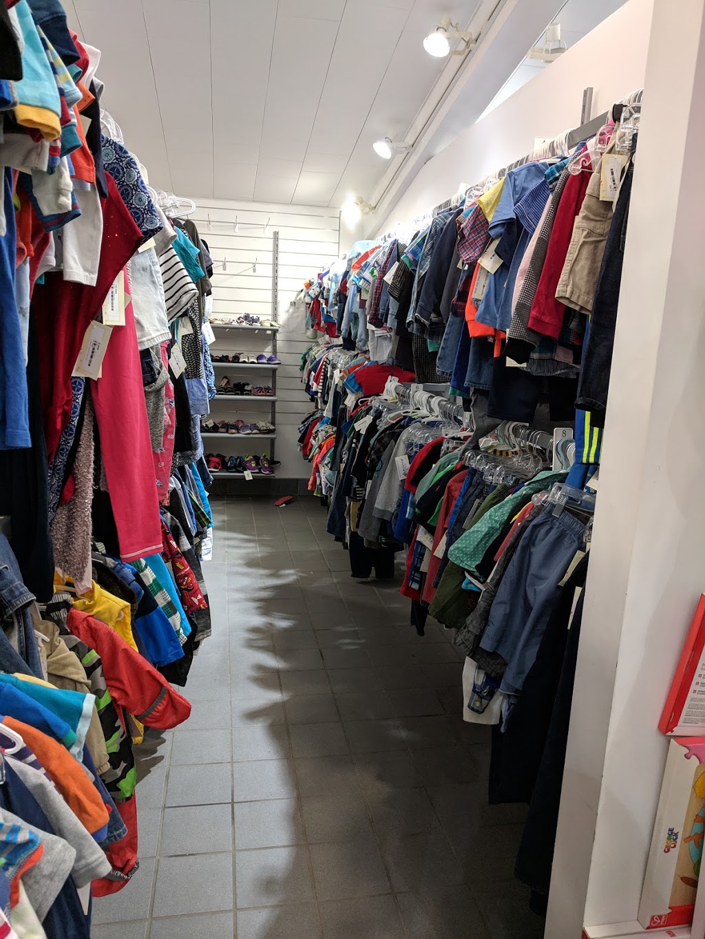 Shop Sauterelles Et Coccinelles | 25 Boulevard des Hauteurs, Saint-Jérôme, QC J7Y 1R1, Canada | Phone: (450) 304-2770