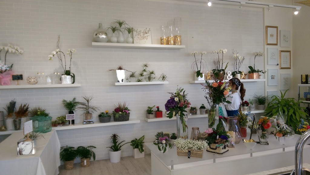 Pretty Things Florist | 110 - 3531 Bayview St, Richmond, BC V7E 5W3, Canada | Phone: (604) 285-9120