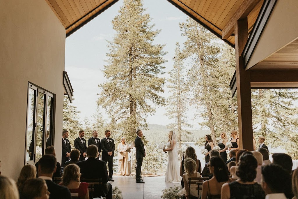 A Lifetime to Celebrate | 1155 Webdon Rd, Courtenay, BC V9N 9K7, Canada | Phone: (236) 255-3407
