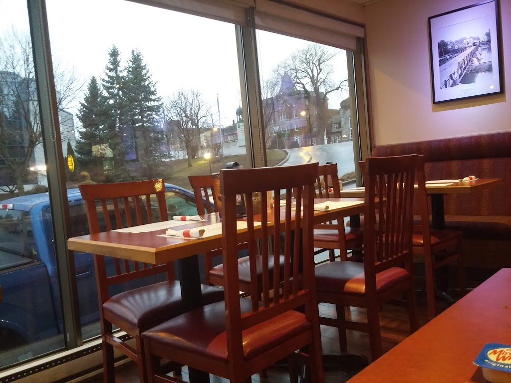 Roma Pizzéria | 660 Avenue Bourdages N, Saint-Hyacinthe, QC J2S 3A7, Canada | Phone: (450) 773-8183