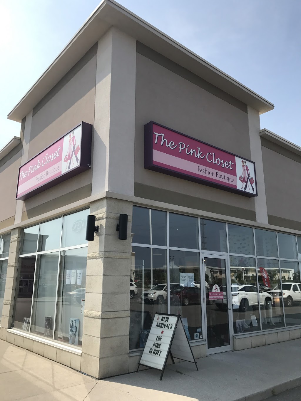 The Pink Closet | 444 Holland St W, Bradford, ON L3Z 0G1, Canada | Phone: (905) 778-8376
