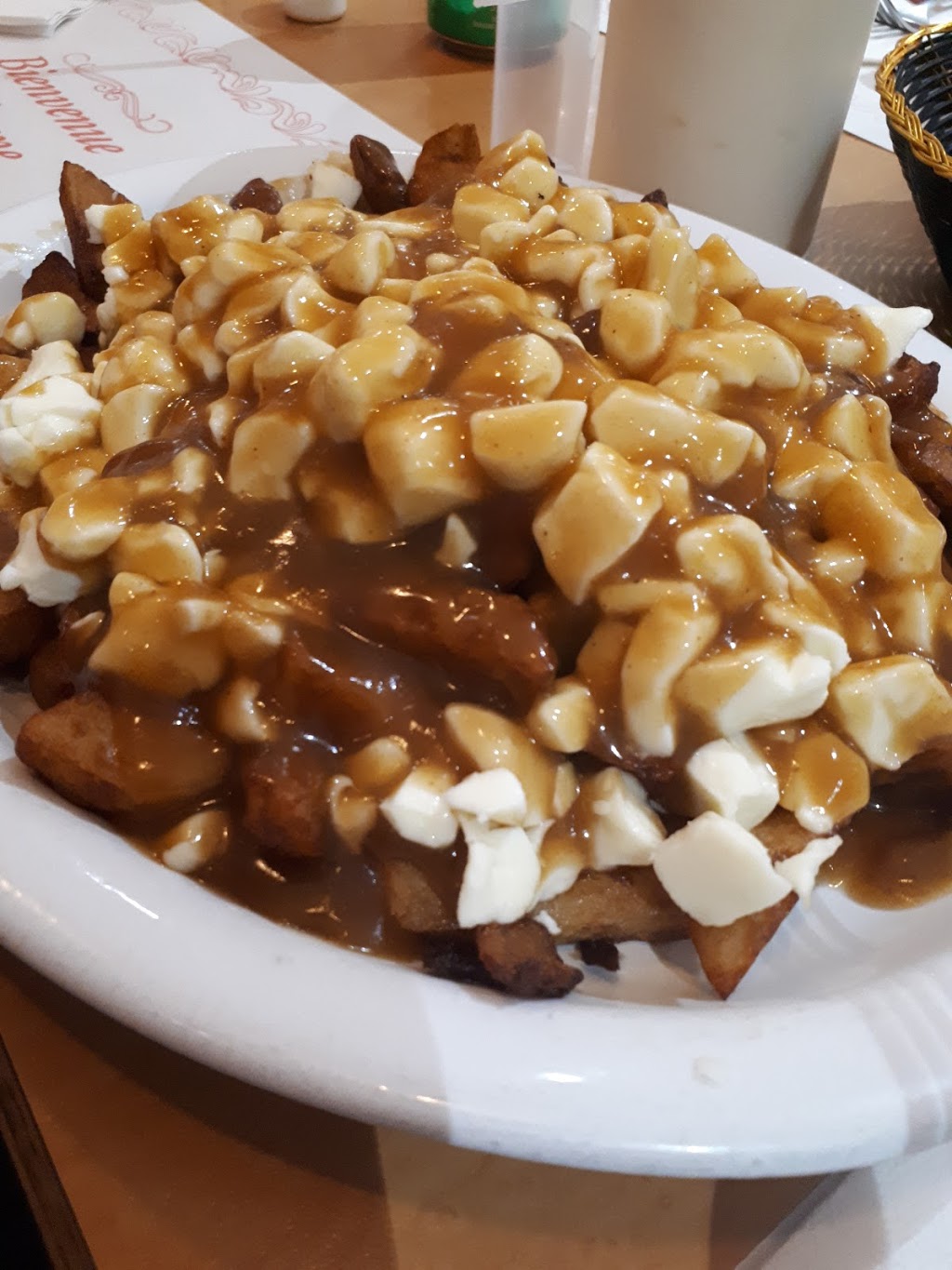 Pizzeria Ste Madeleine 2 pour 1 | 700 Boulevard Laurier, Sainte-Madeleine, QC J0H 1S0, Canada | Phone: (450) 795-0101