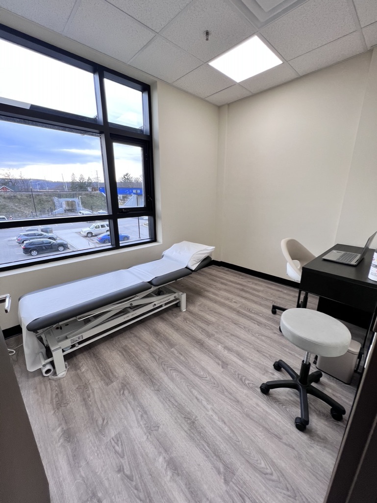 Healing Zone Physiotherapy Clinic | 10 Bronte St. S Suite 205, Milton, ON L9T 1Y8, Canada | Phone: (905) 247-5993