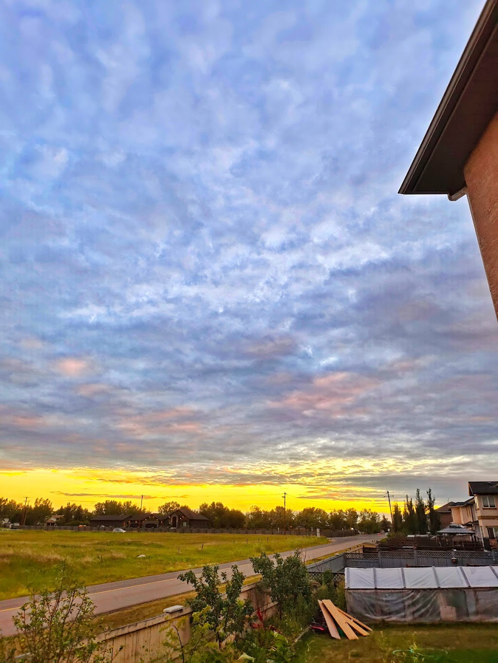 Yoga High Studio | 424 E Lakeview Pl, Chestermere, AB T1X 1W3, Canada | Phone: (403) 869-6395