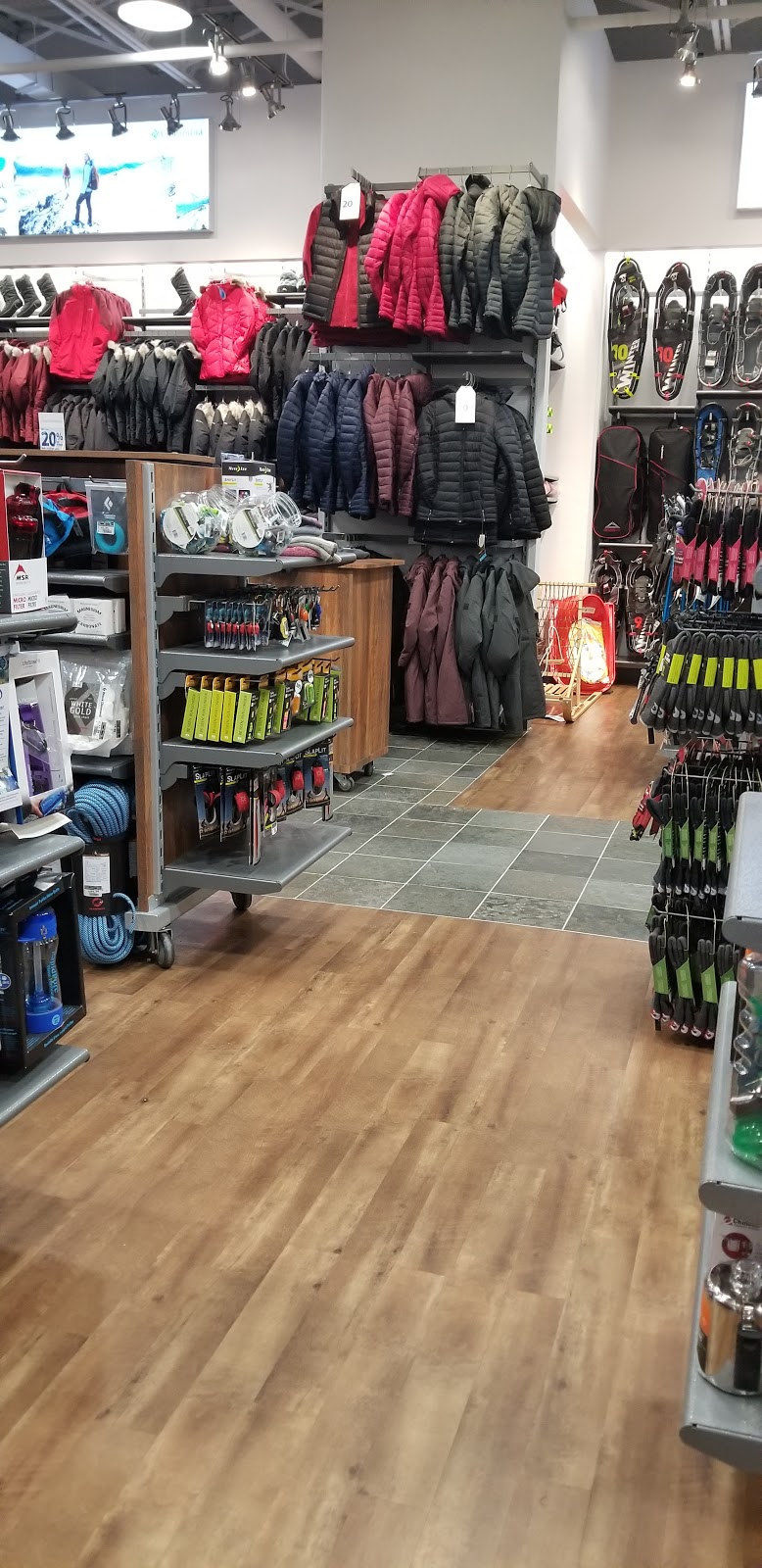 Atmosphere | 1 Rue de la Plaza-de-la-Mauricie, Shawinigan, QC G9N 7C1, Canada | Phone: (819) 539-7416