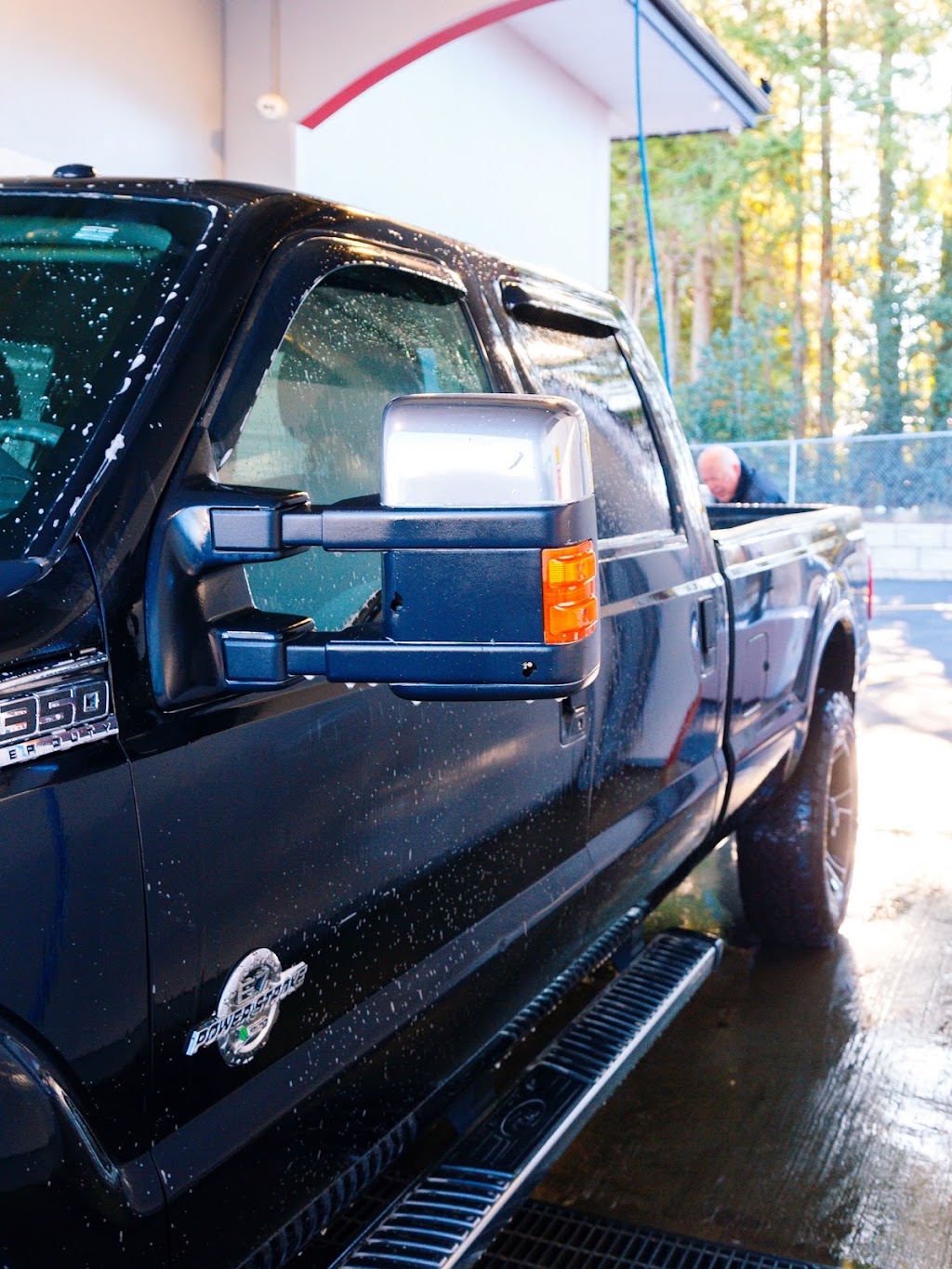 Carwash Canada Company Aldergrove | 27158 Fraser Hwy, Aldergrove, BC V4W 3P7, Canada | Phone: (604) 625-3333