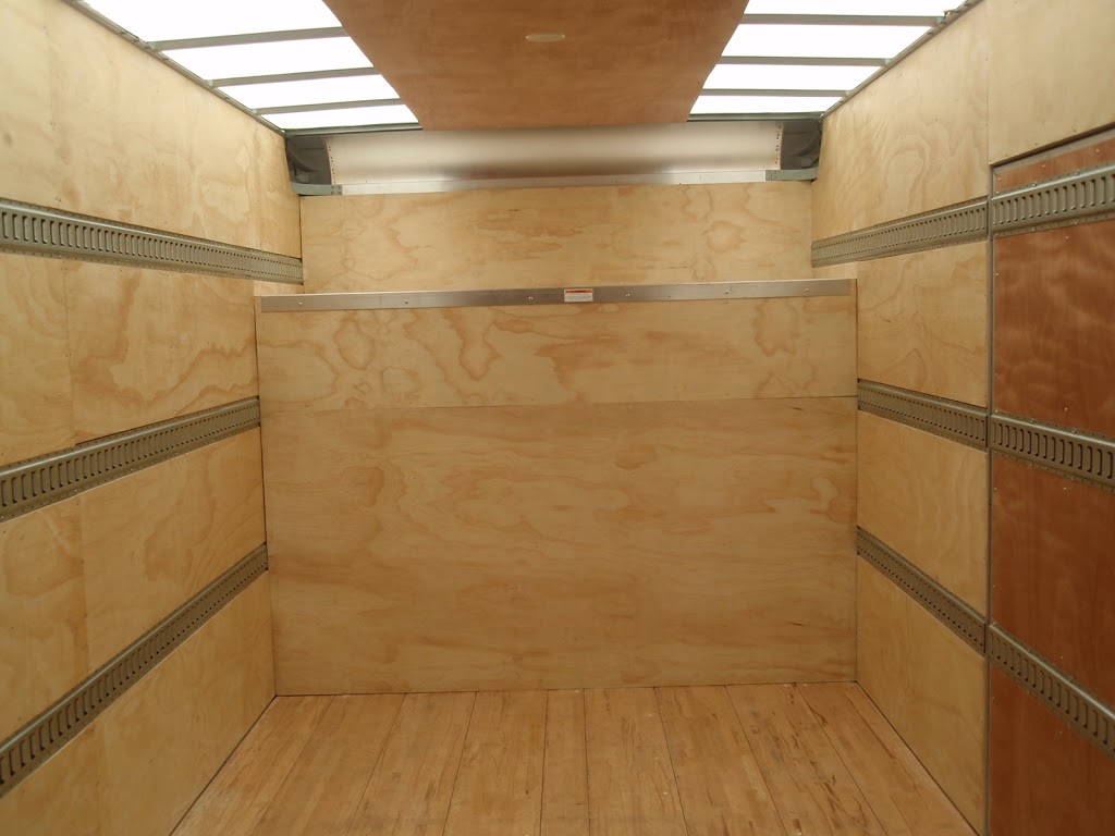 Freeman The Mover Ltd. | 53 Metcalfe St, St Thomas, ON N5R 3K4, Canada | Phone: (519) 631-7346