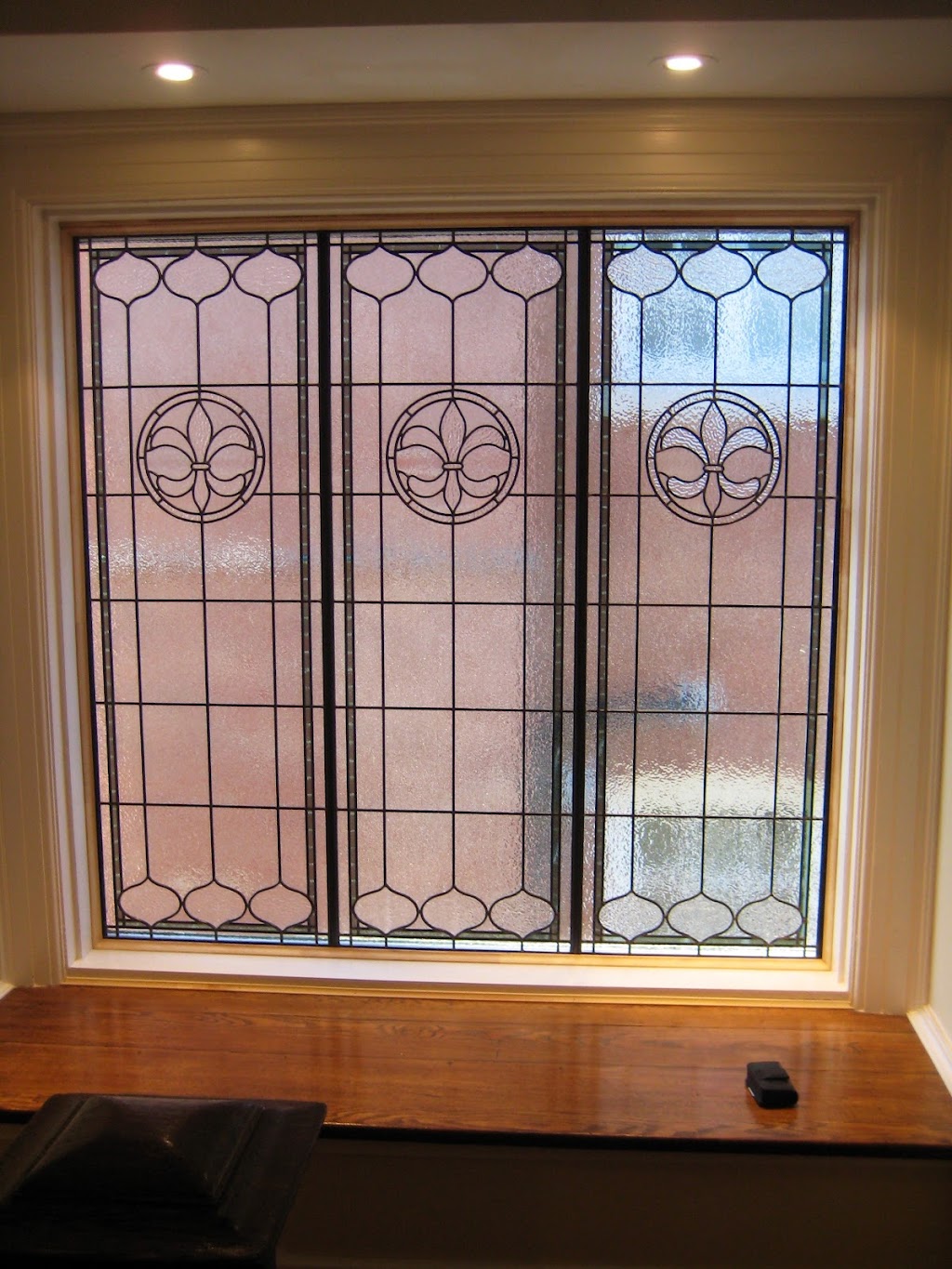 Millennium Glassworks | 89 Ashton Rd, Newmarket, ON L3Y 5R6, Canada | Phone: (905) 953-1707