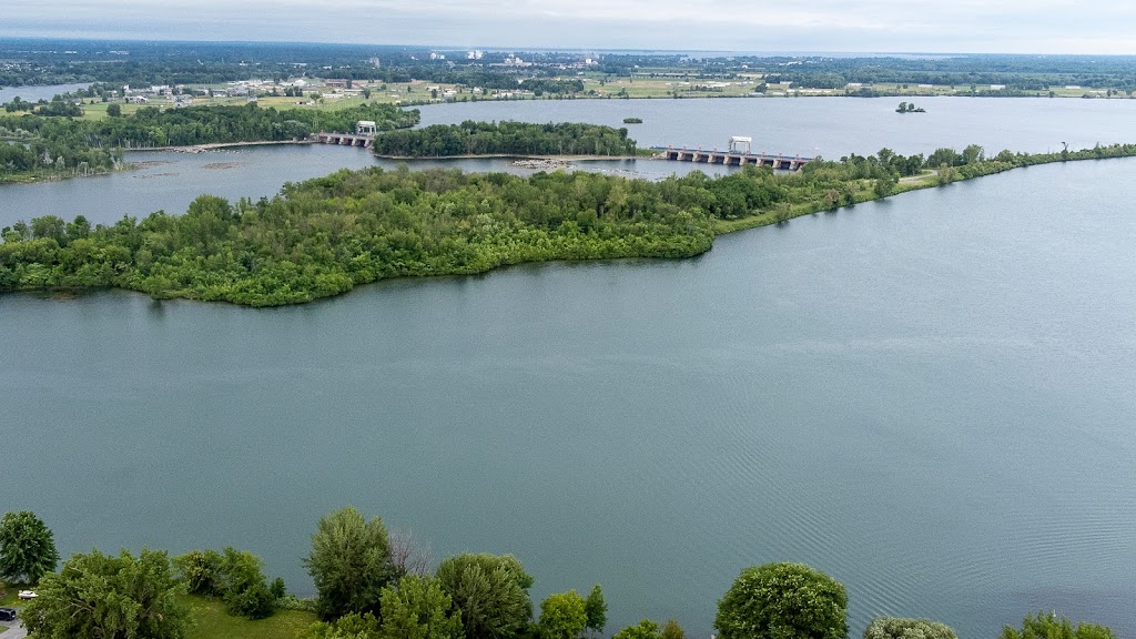 Les Cèdres City Hall | 1060 Chem. du Fleuve, Les Cèdres, QC J7T 1A1, Canada | Phone: (450) 452-4651