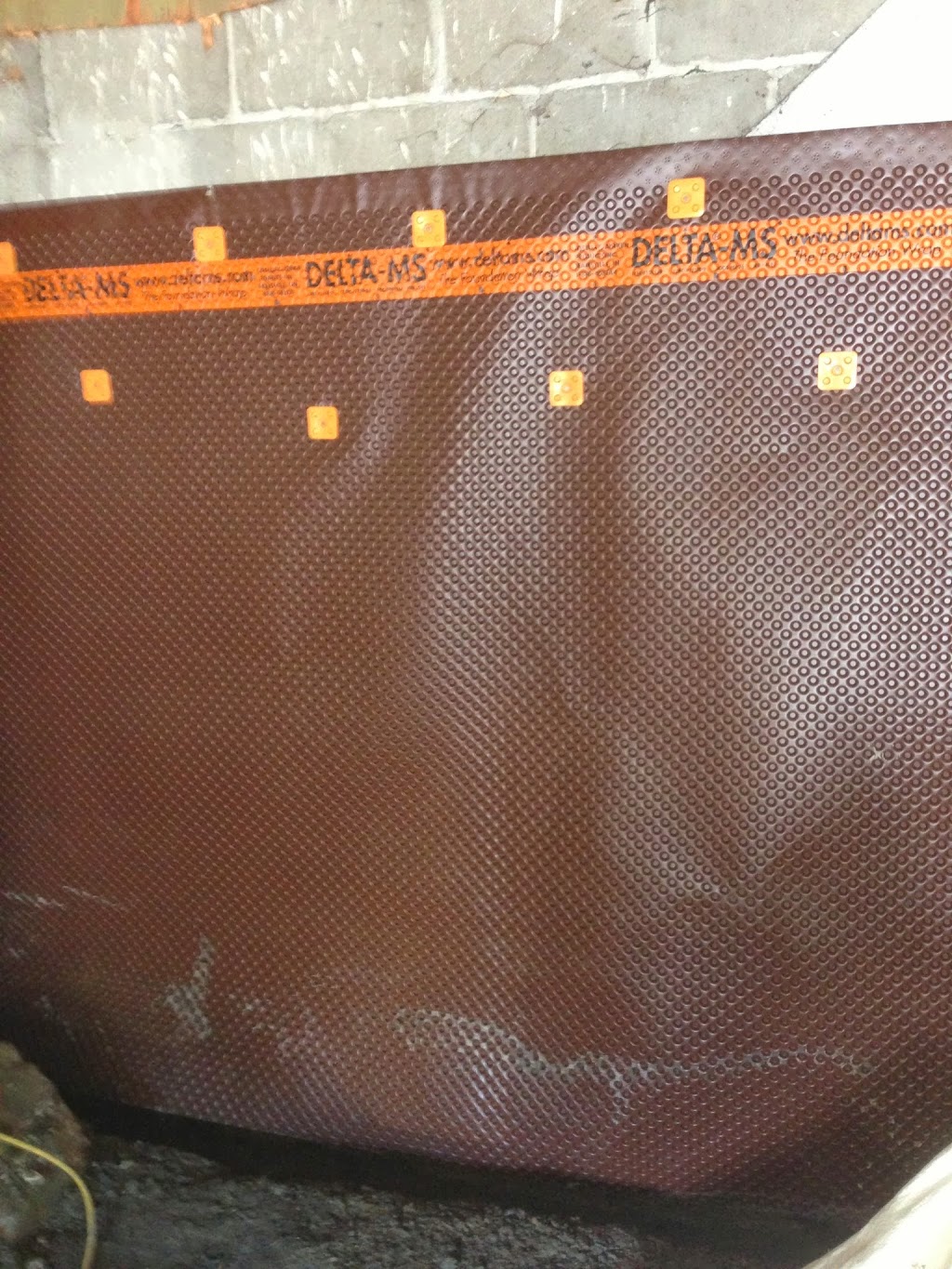 Wet, Leaky Basement Waterproofing - Flood Guard | 1518 Hobbs Crescent, Mississauga, ON L5J 3R4, Canada | Phone: (647) 952-3171