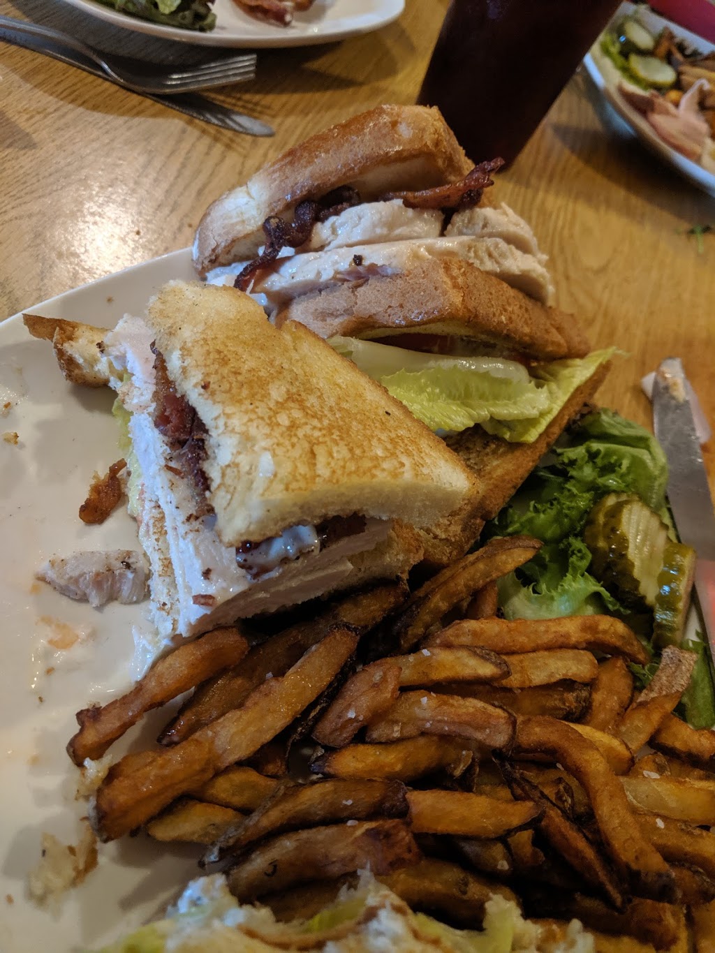 The Gap Pub & Grill | 280 VT-5A, Orleans, VT 05860, USA | Phone: (802) 525-4187