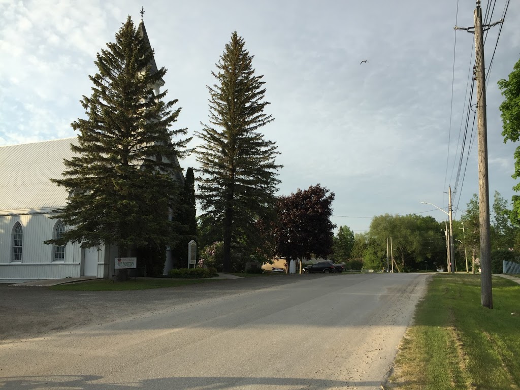 Christ Church | 22 Hazel St, Waubaushene, ON L0K 2C0, Canada | Phone: (705) 549-2223