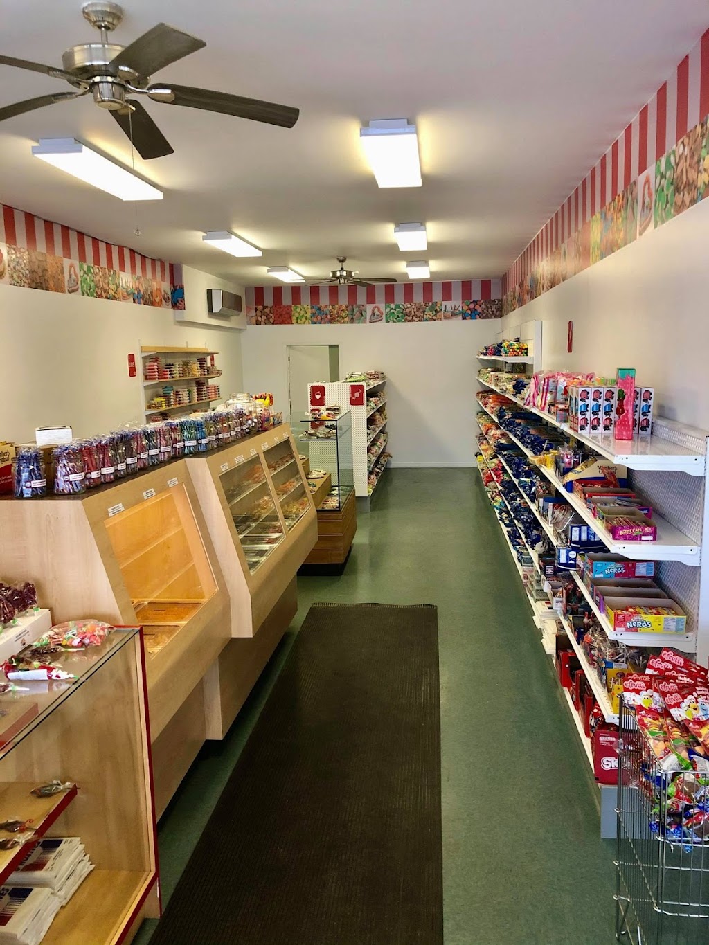 Confiserie Clémex | 143 Bd Maple, Châteauguay, QC J6J 3R1, Canada | Phone: (450) 201-5566