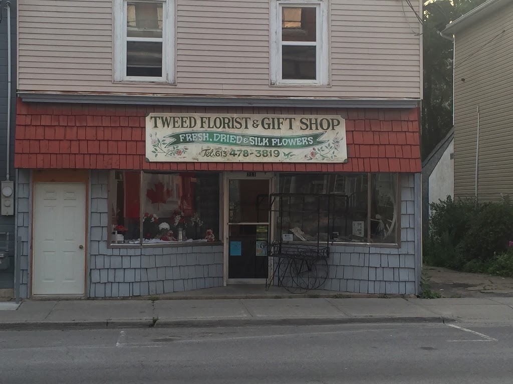 Tweed Florist | 311 Victoria St N, Tweed, ON K0K 3J0, Canada | Phone: (613) 478-3819