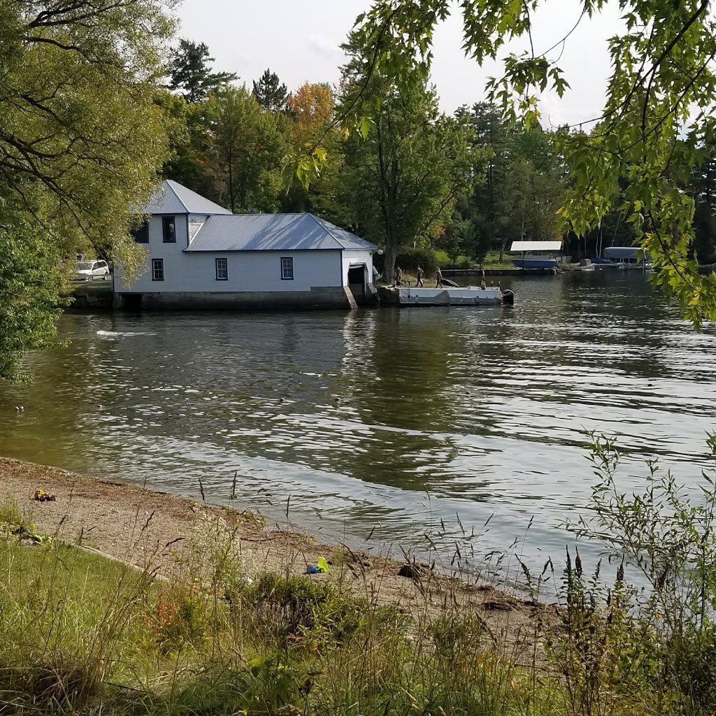 Weir Memorial Park | 2495 Chemin Cedarville, Ogden, QC J0B, Canada | Phone: (819) 876-7157