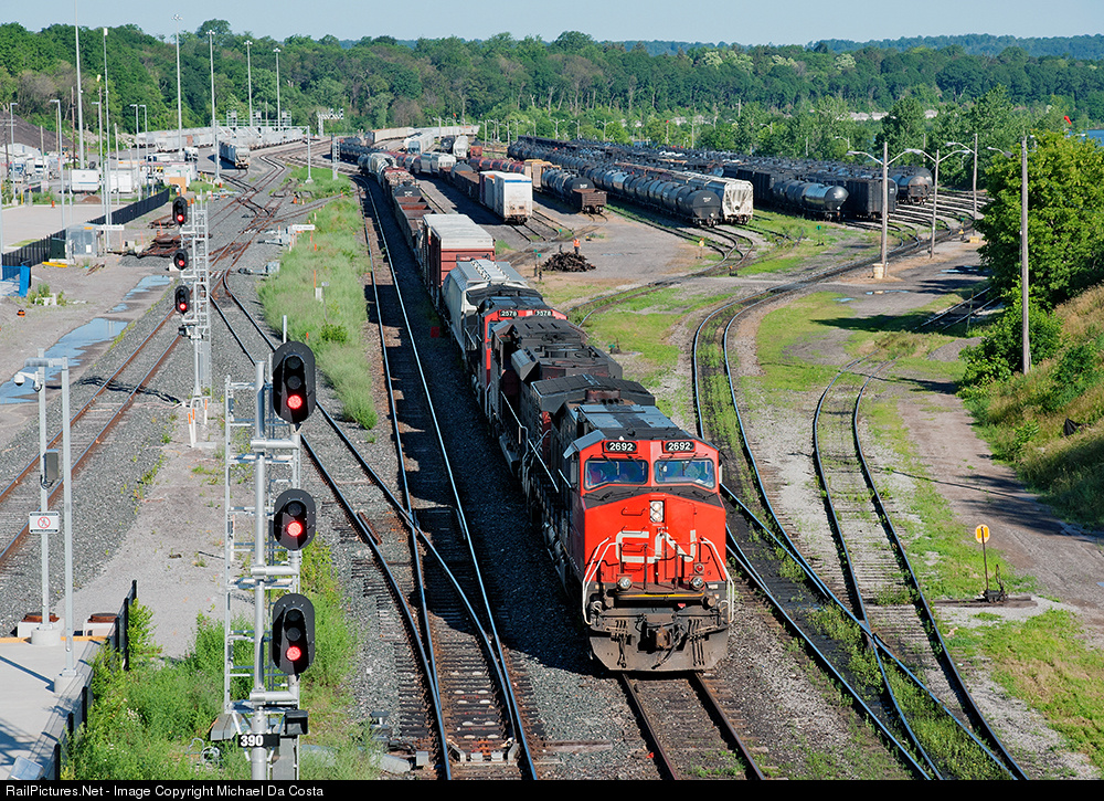 Canadian National Railway Company | 935 Rue De La Gauchetière O, Montréal, QC H3B 2M9, Canada | Phone: (888) 888-5909