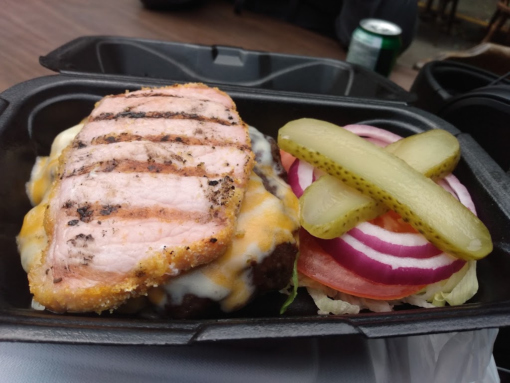 Eds Sports Bar | 597 King St E, Hamilton, ON L8N 1E4, Canada | Phone: (289) 246-9600