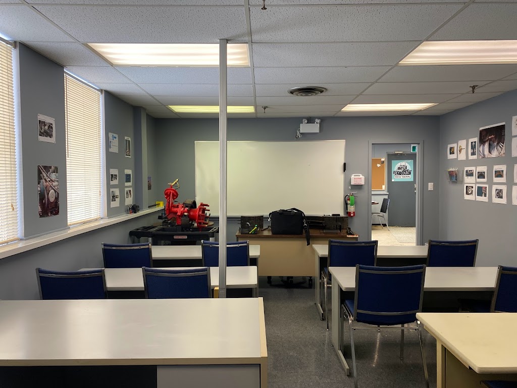 Grey County Truck Training | 280 Victoria St W, Dundalk, ON N0C 1B0, Canada | Phone: (519) 940-1681