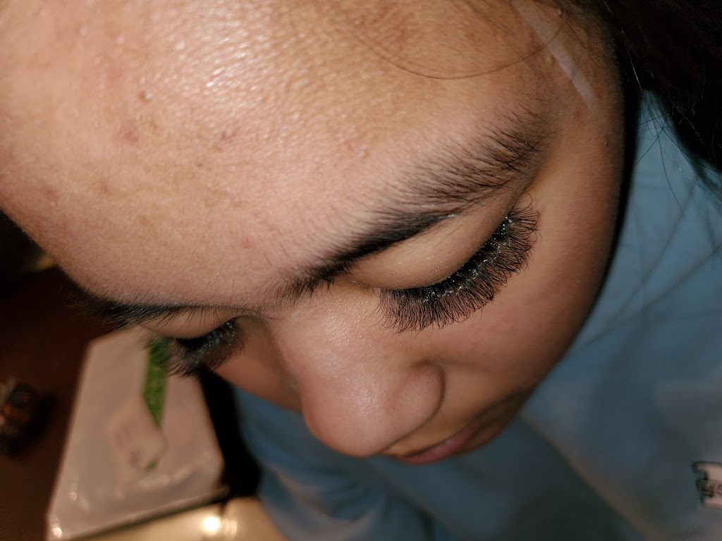 Lash it out-by Ira Elena | Rue Davignon, Dollard-des-Ormeaux, QC H9B 1Y4, Canada | Phone: (514) 924-0496