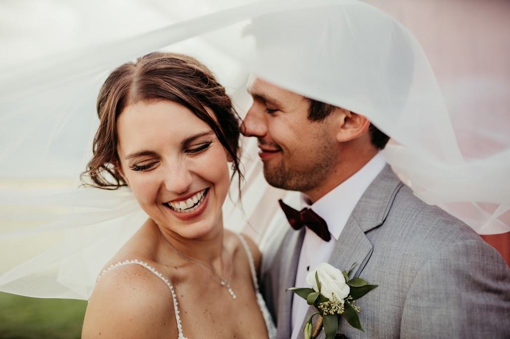 Photography by Laura Elizabeth | 23 Westlake Ct, Cameron, ON K0M 1G0, Canada | Phone: (705) 340-8940