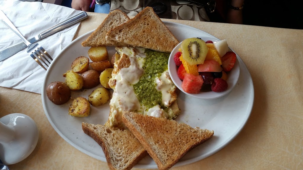 Angelinas Restaurant | 810 Quayside Dr Unit 122, New Westminster, BC V3M 6B9, Canada | Phone: (604) 520-6468