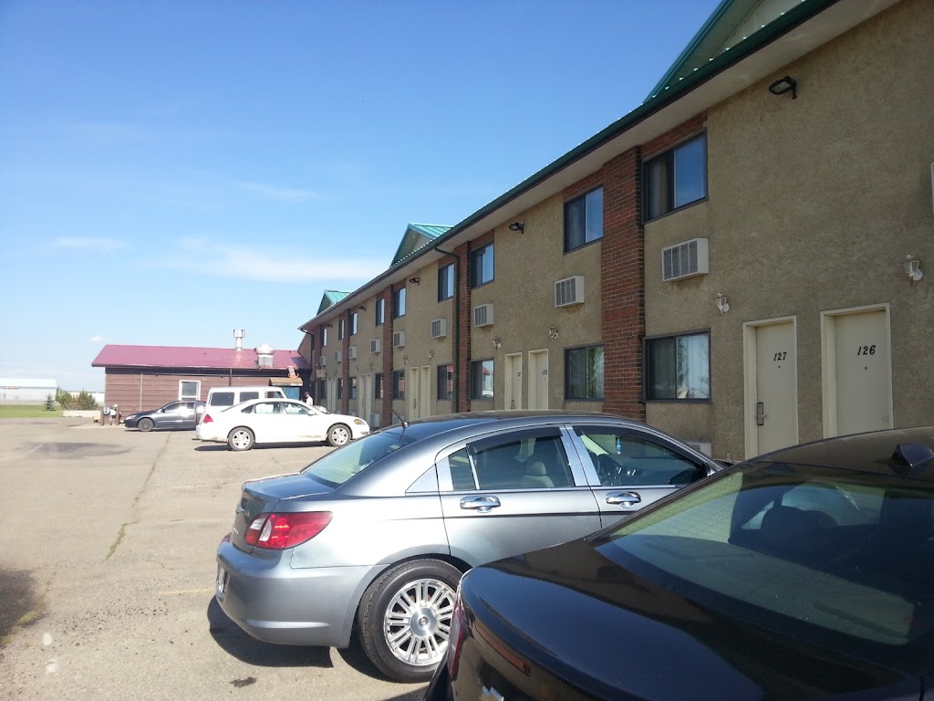 Best Seven Inn | 4063 1 St W, Claresholm, AB T0L 0T0, Canada | Phone: (403) 625-3347