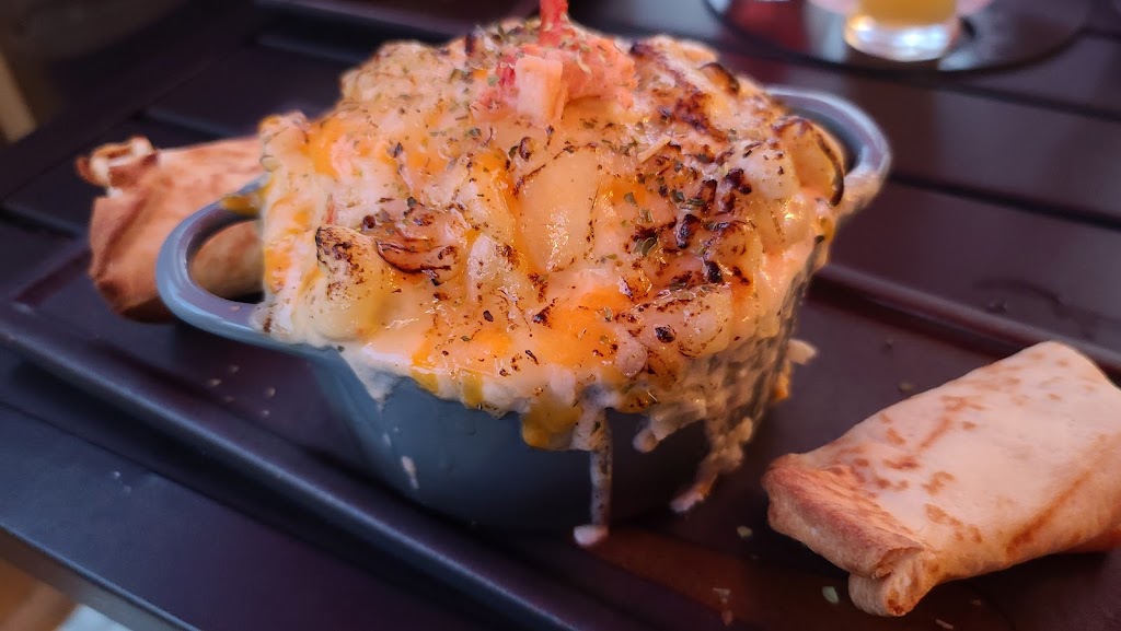 Brew Revolution | 6081 Hazeldean Rd, Stittsville, ON K2S 1B9, Canada | Phone: (613) 672-2739