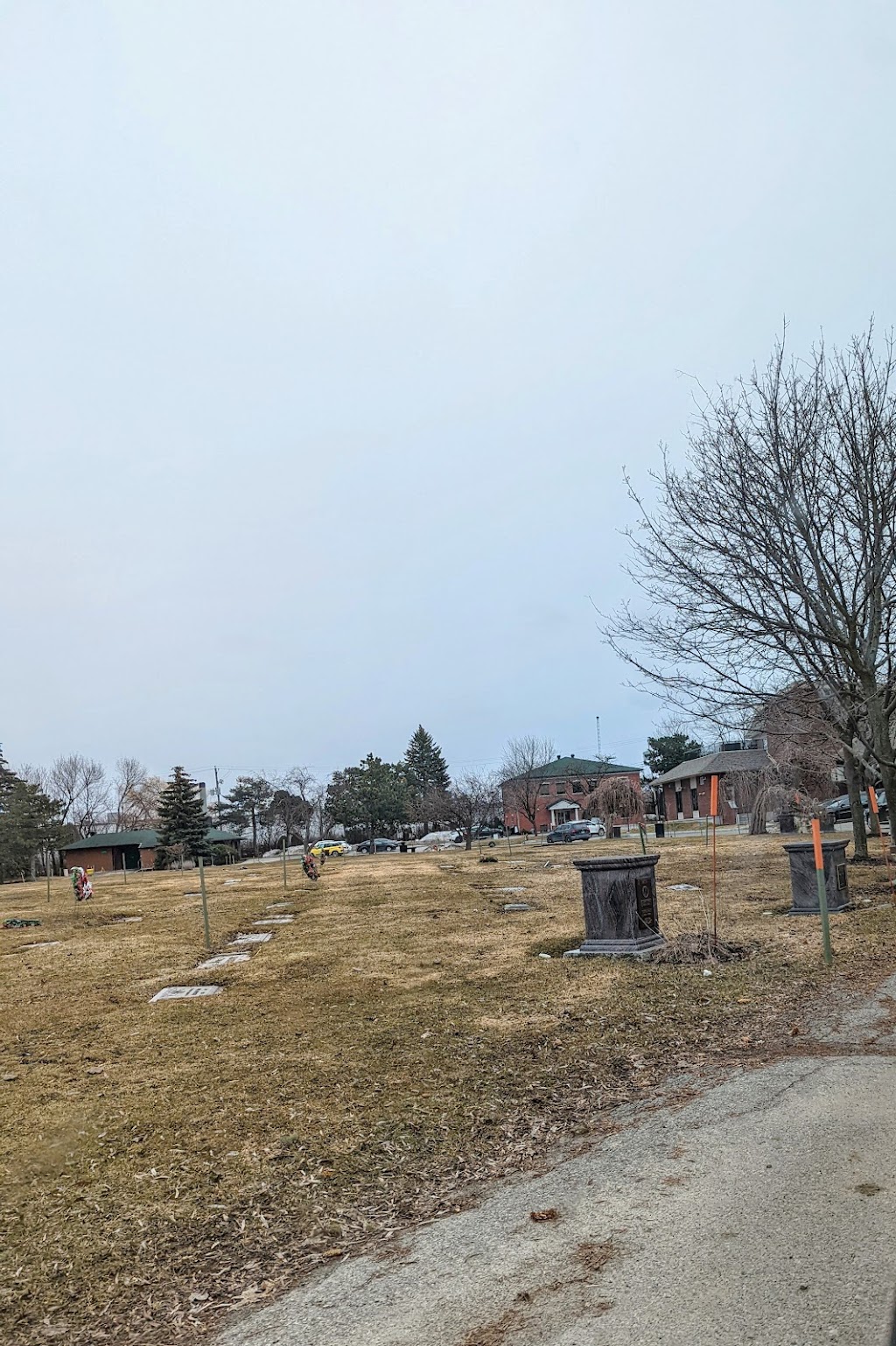 Kehal Israel Memorial Park | 4189 Bd des Sources, Dollard-des-Ormeaux, QC H9B 2A6, Canada | Phone: (514) 684-3441