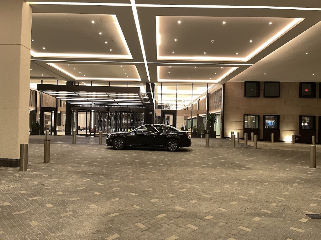 Pearson Jenhenge Taxi-Limo | 6 Stonehenge Crescent, Scarborough, ON M1G 2P6, Canada | Phone: (416) 731-6006