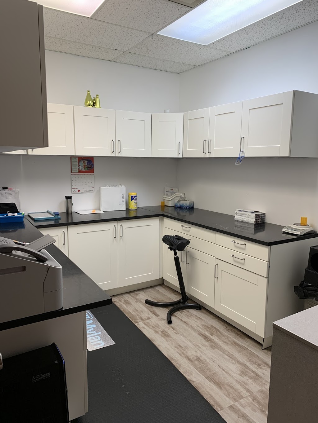 Hope pharmacy | 224 Wallace St, Hope, BC V0X 1L0, Canada | Phone: (604) 860-2144
