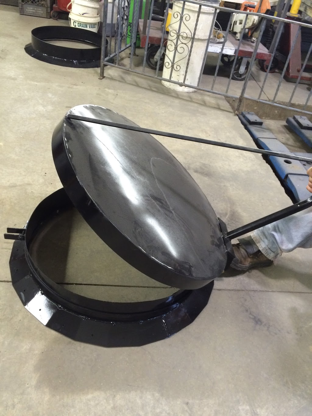 Terrys Welding | Road 10 Box 1453, Morden, MB R6M 1B3, Canada | Phone: (204) 822-3802