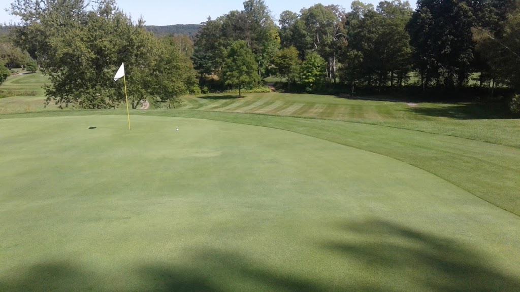 Murray Hills Golf Course | 1595 County Rd 28, Brighton, ON K0K 1H0, Canada | Phone: (613) 397-3037