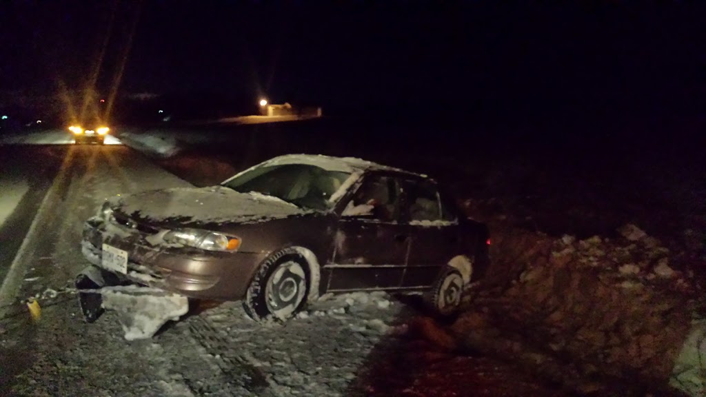 Pro-Towing | 4734 Nauvoo Rd, Watford, ON N0M 2S0, Canada | Phone: (519) 490-0654
