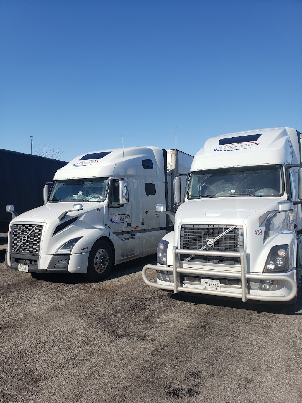TUNG AIR TRANSPORT LTD | 1244 Kamato Rd, Mississauga, ON L4W 1Y1, Canada | Phone: (905) 913-0101