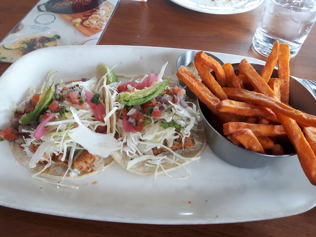 Earls Kitchen + Bar | 10 McKenney Ave Unit 300, St. Albert, AB T8N 5S8, Canada | Phone: (780) 459-5200