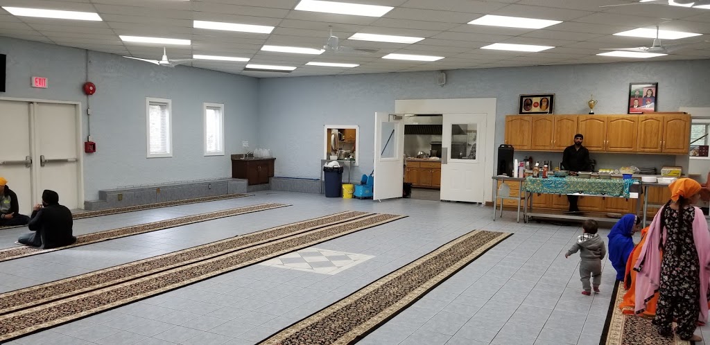 Gurudwara | 220 Davie Rd, Kelowna, BC V1X 3Y7, Canada