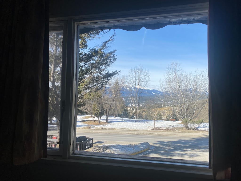 Gables Motel | 5028 BC-93, Radium Hot Springs, BC V0A 1M0, Canada | Phone: (250) 347-9866