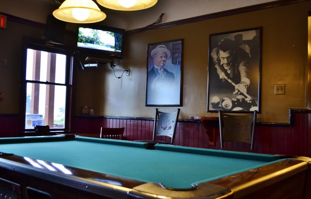 Lantzville Village Pub | 7197 Lantzville Rd, Lantzville, BC V0R 2H0, Canada | Phone: (250) 390-4019