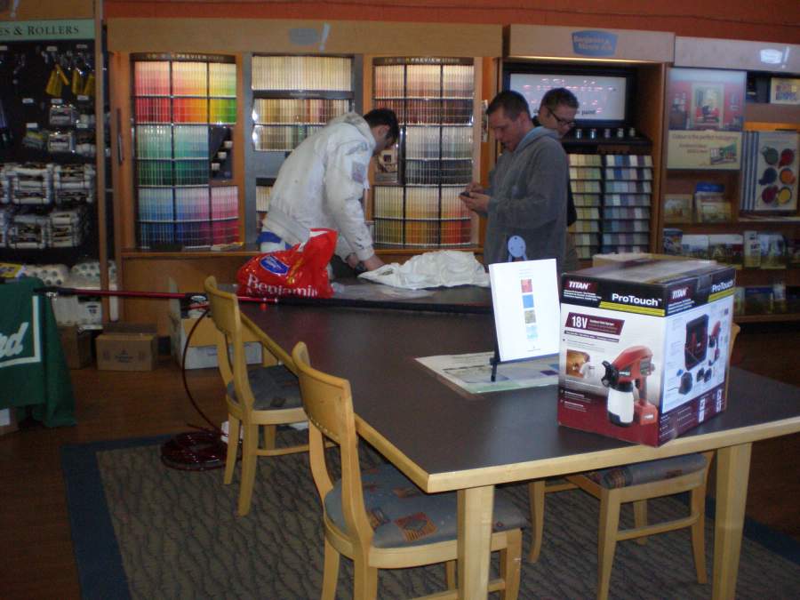 Hannigans Paint And Decor | 1675 32 Ave NE, Calgary, AB T2E 7Z5, Canada | Phone: (403) 291-1638