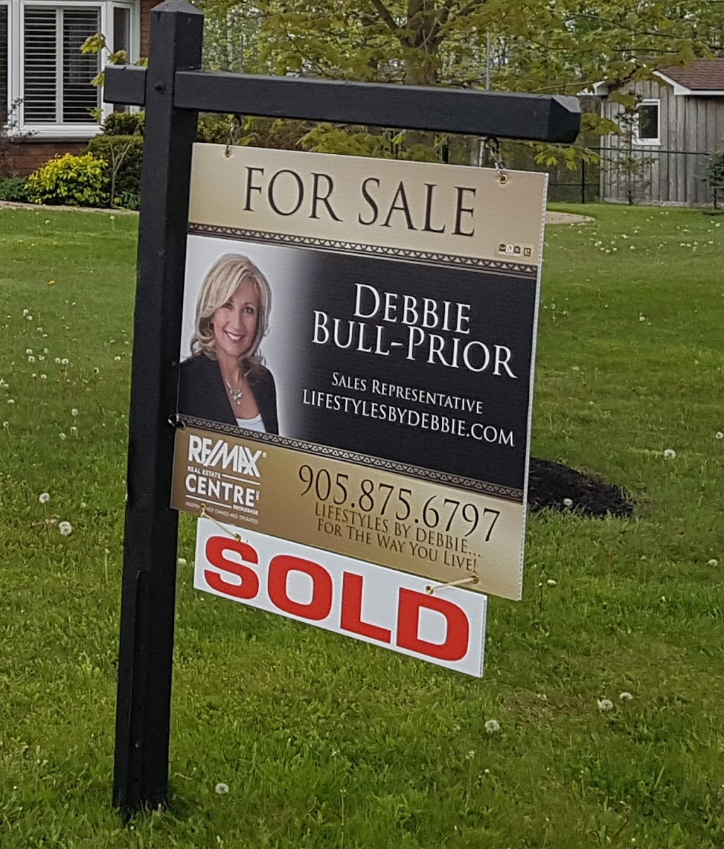 Debbie Bull RE/MAX | 345 Steeles Ave E, Milton, ON L9T 3G6, Canada | Phone: (905) 875-6797