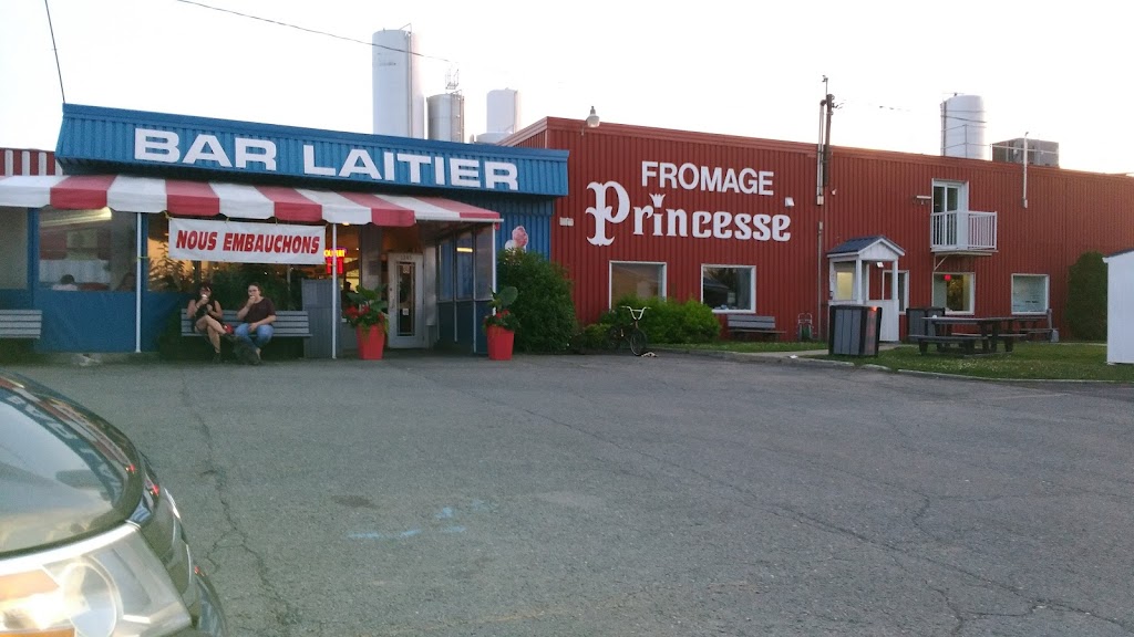 Saputo Produits Laitiers S.E.N.C. (Plessiville) | 1245 Av. Forand, Plessisville, QC G6L 1X5, Canada | Phone: (819) 362-6378