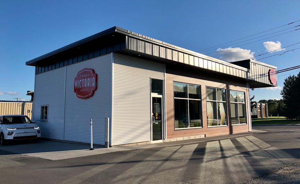 Fromagerie Victoria | 1140 Avenue St Edouard, Plessisville, QC G6L 3L4, Canada | Phone: (819) 362-8844