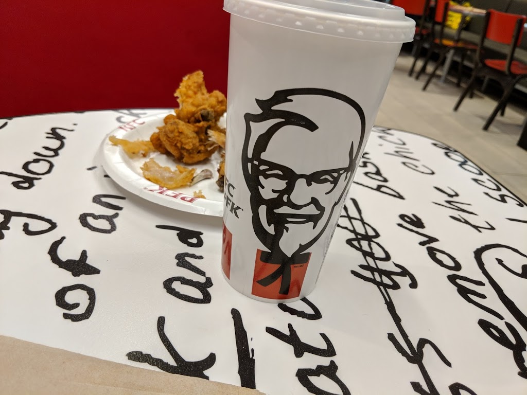 KFC | 6055 Creditview Rd, Mississauga, ON L5M 2B5, Canada | Phone: (905) 247-0944