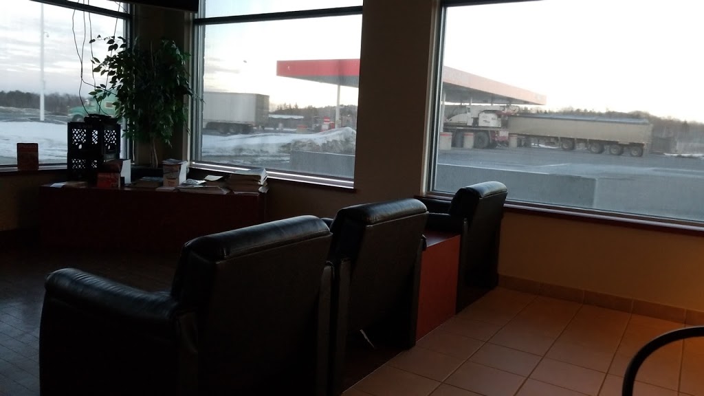 Petro-Pass Truck Stop | 3070 Regent St, Sudbury, ON P3E 5H7, Canada | Phone: (705) 522-8701