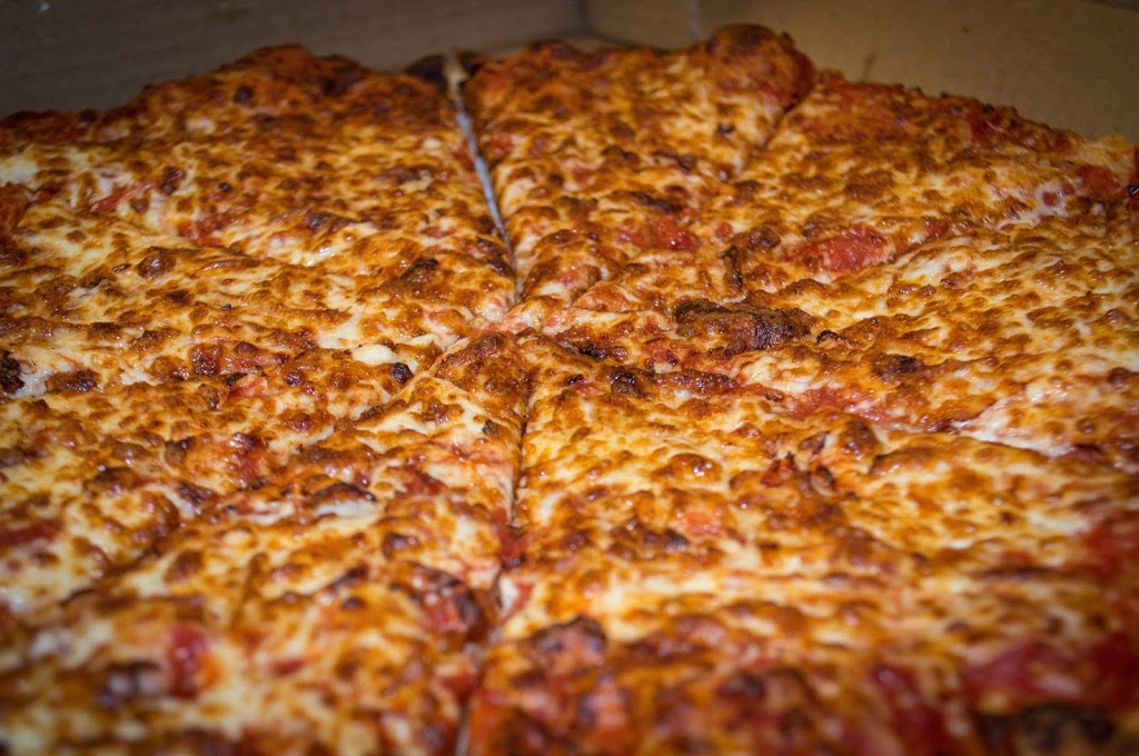 Pizza 77 | 19181 Centre St, Mount Albert, ON L0G 1M0, Canada | Phone: (905) 473-7700