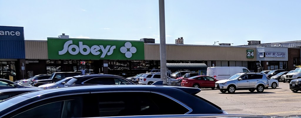 Kipling-Queesway Mall | 1255 The Queensway, Etobicoke, ON M8Z 1S1, Canada
