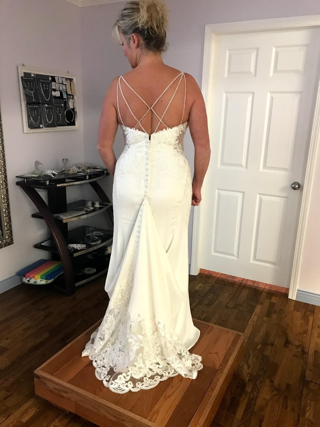 Fariba Fashion | 2527 Eagle Mountain Dr, Abbotsford, BC V3G 3A1, Canada | Phone: (604) 374-6772