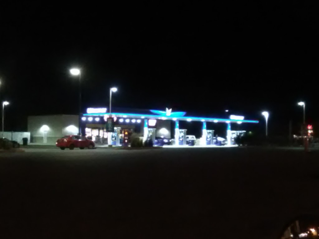 Ultramar/Dépanneur du Coin | 1450 Boulevard Saint Laurent E, Louiseville, QC J5V 1J6, Canada | Phone: (819) 228-8914