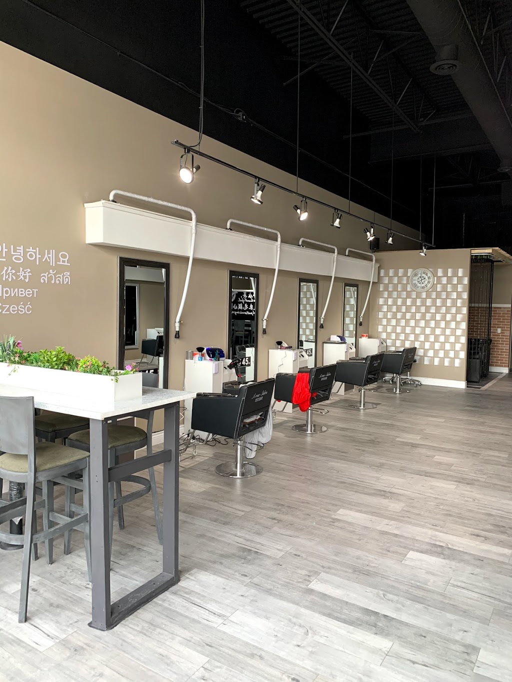 A 1 Salon | 16025 Bayview Ave, Aurora, ON L4G 3L4, Canada | Phone: (416) 900-2755